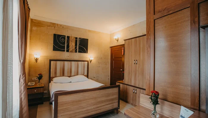 Single_Stone_Room1