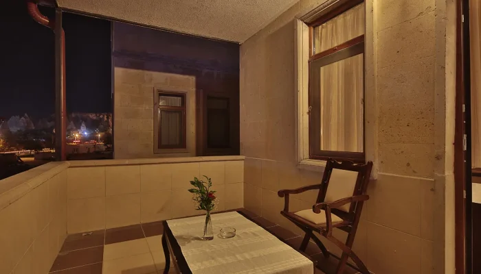 Single_Stone_Room_with_Balcony1